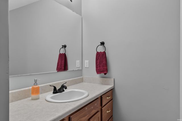 8627 Tara Court, Fort Wayne, IN 46825