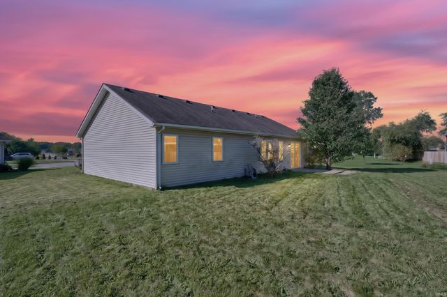 8627 Tara Court, Fort Wayne, IN 46825