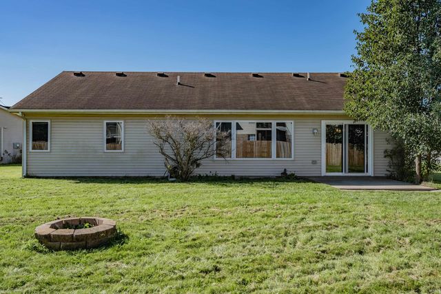 8627 Tara Court, Fort Wayne, IN 46825