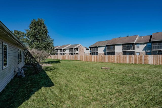 8627 Tara Court, Fort Wayne, IN 46825