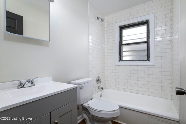 1811 Beech St, Louisville, KY 40210