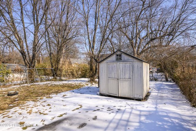 1811 Beech St, Louisville, KY 40210