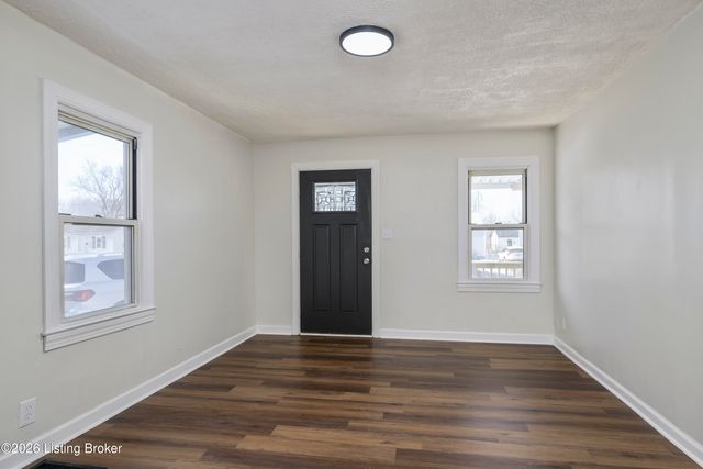 1811 Beech St, Louisville, KY 40210