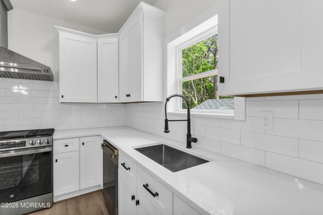 1232 First Avenue, Toms River, NJ 08757