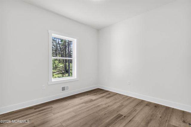 1232 First Avenue, Toms River, NJ 08757
