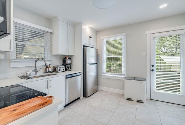 1317 Newning Avenue, Austin, TX 78704