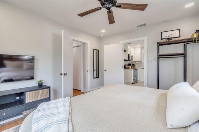 1317 Newning Avenue, Austin, TX 78704