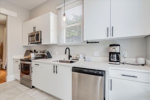 1317 Newning Avenue, Austin, TX 78704