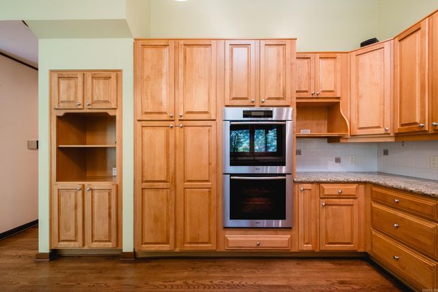 18 Hickory Hills Circle, Little Rock, AR 72212