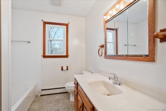 61 Town Farm Road, Ledyard, CT 06339