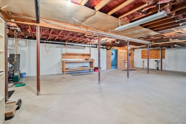 61 Town Farm Road, Ledyard, CT 06339