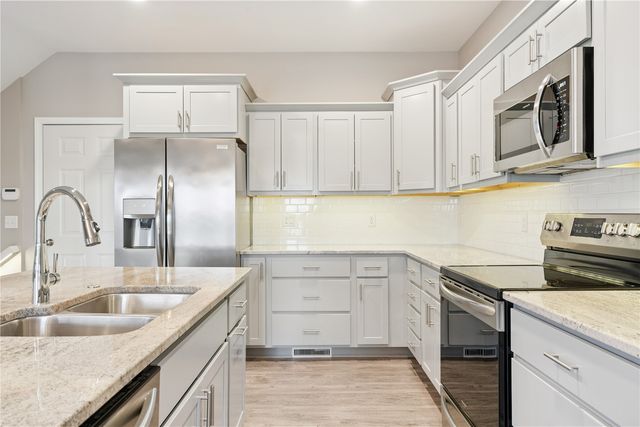 1112 Mary Lane, North Liberty, IA 52317