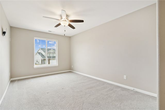 1112 Mary Lane, North Liberty, IA 52317