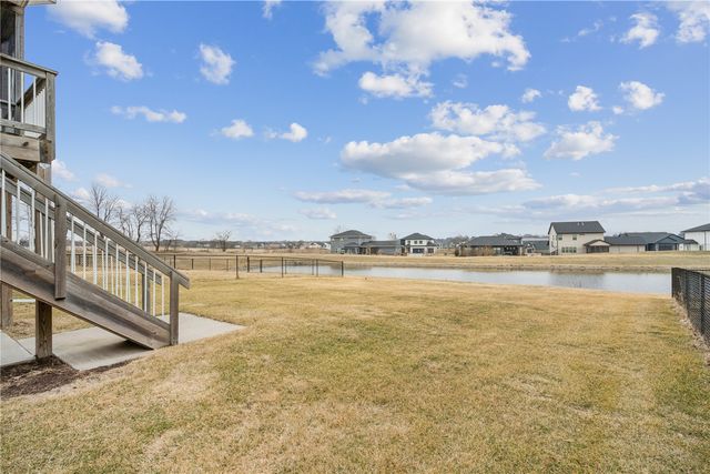 1112 Mary Lane, North Liberty, IA 52317
