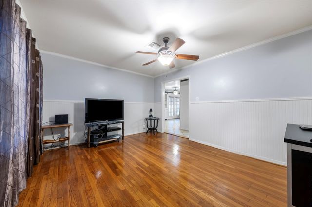 5519 Cheshire Lane, Houston, TX 77092