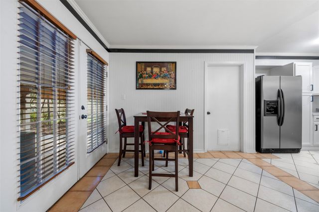 5519 Cheshire Lane, Houston, TX 77092