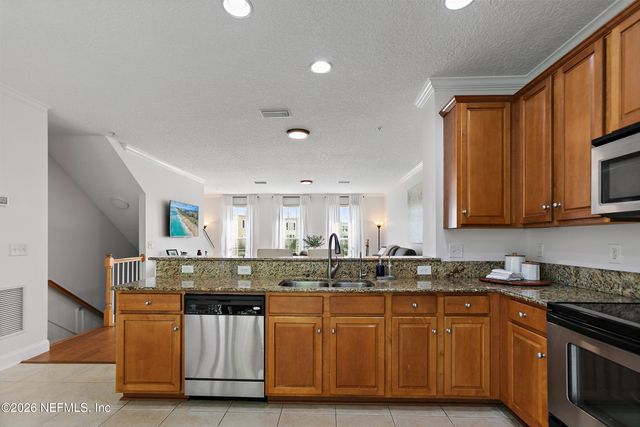 4456 CONGRESSIONAL Drive, Jacksonville, FL 32246