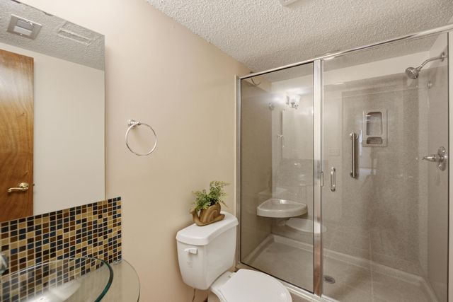 4022 N Rushwood Cir., Wichita, KS 67226