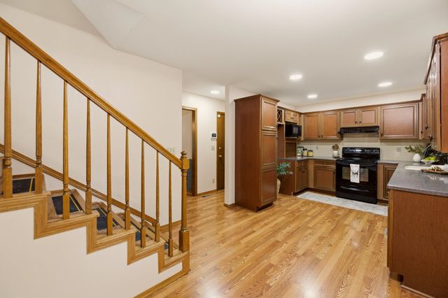 4022 N Rushwood Cir., Wichita, KS 67226