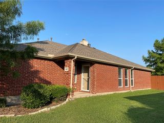 9801 Nixon Drive, Mckinney, TX 75072