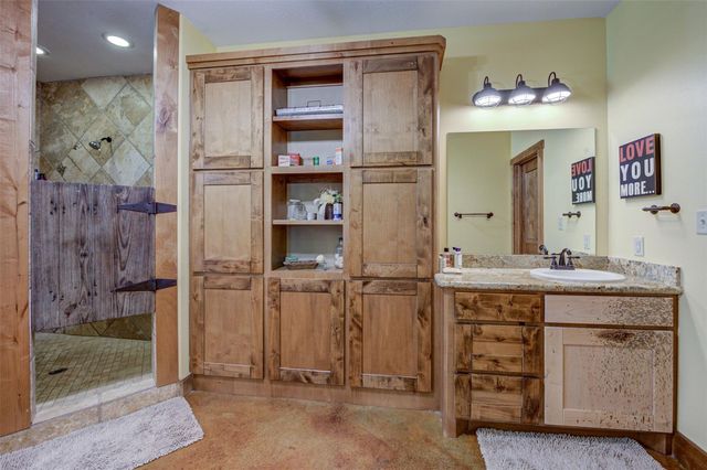 22 Mount Zion Road, New Waverly, TX 77358
