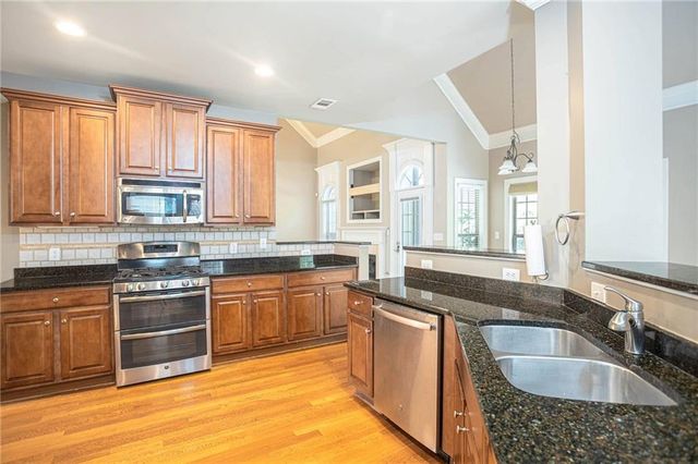 1276 Mcallistar Drive, Locust Grove, GA 30248