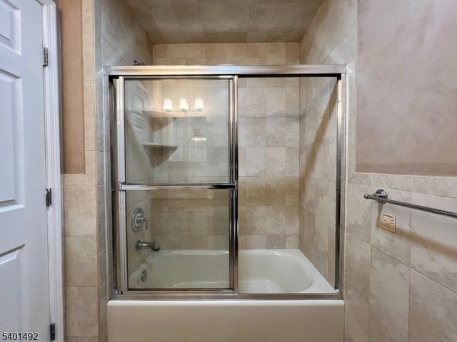 614 Fairview Ave E, Fairview Boro, NJ 07022