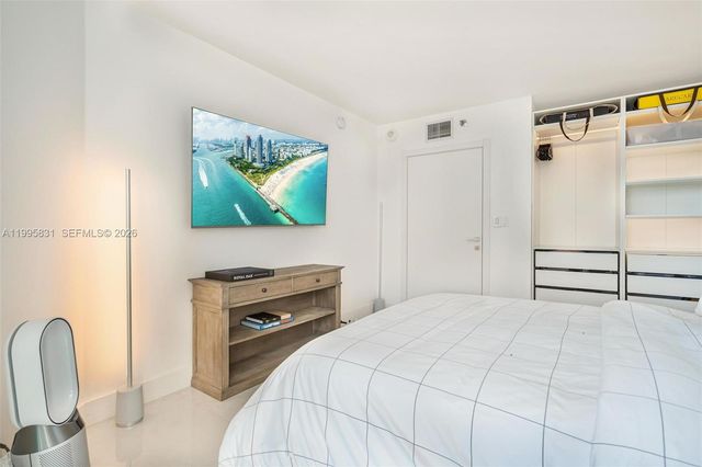 16485 Collins Ave 2438, Sunny Isles Beach, FL 33160