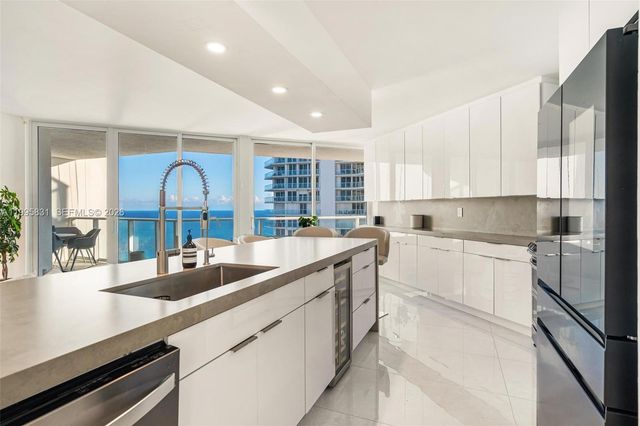 16485 Collins Ave 2438, Sunny Isles Beach, FL 33160