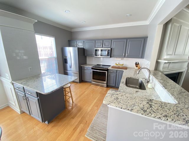 2933 Duvalla Avenue, Charlotte, NC 28209