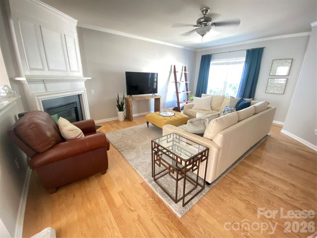 2933 Duvalla Avenue, Charlotte, NC 28209