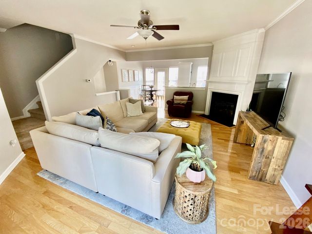 2933 Duvalla Avenue, Charlotte, NC 28209