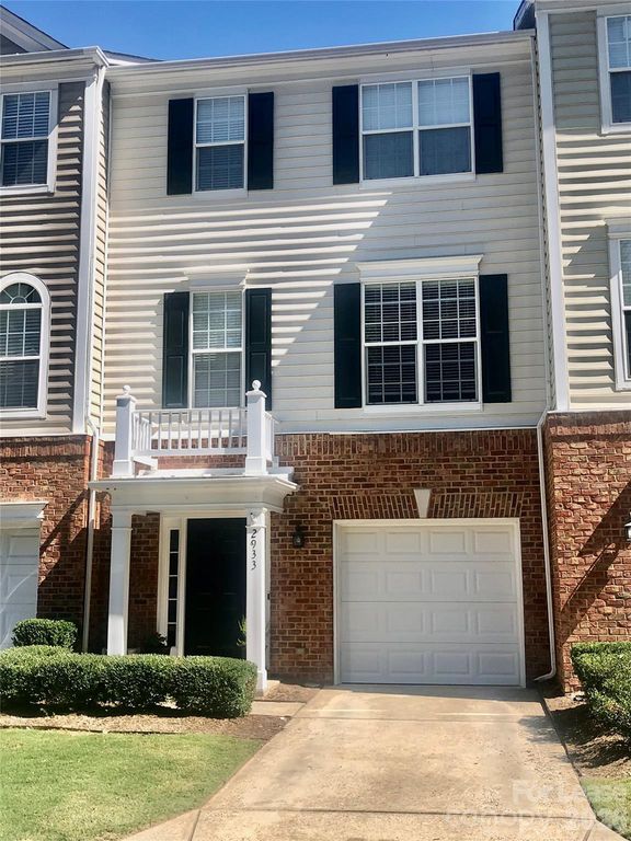2933 Duvalla Avenue, Charlotte, NC 28209