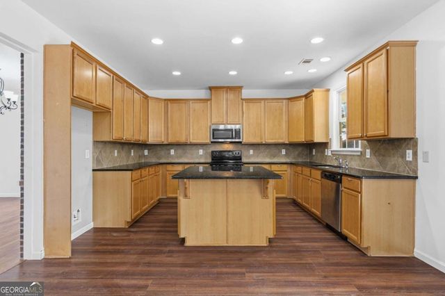 1214 Loowit Falls Court, Braselton, GA 30517