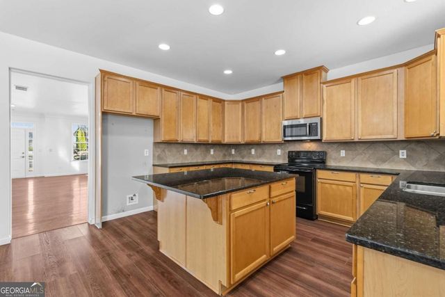 1214 Loowit Falls Court, Braselton, GA 30517