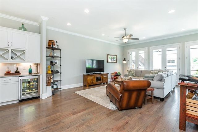 204 Easy Pines Way, Marietta, GA 30060