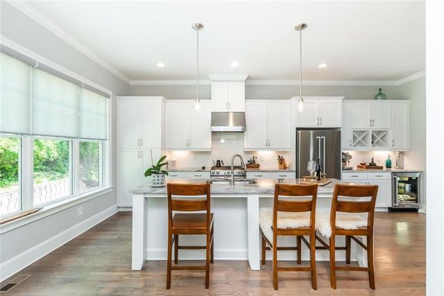 204 Easy Pines Way, Marietta, GA 30060