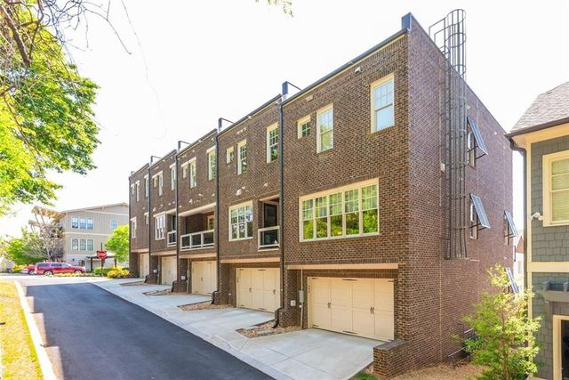 204 Easy Pines Way, Marietta, GA 30060