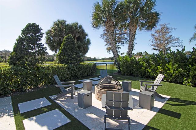 12570 Mallet Circle, Wellington, FL 33414