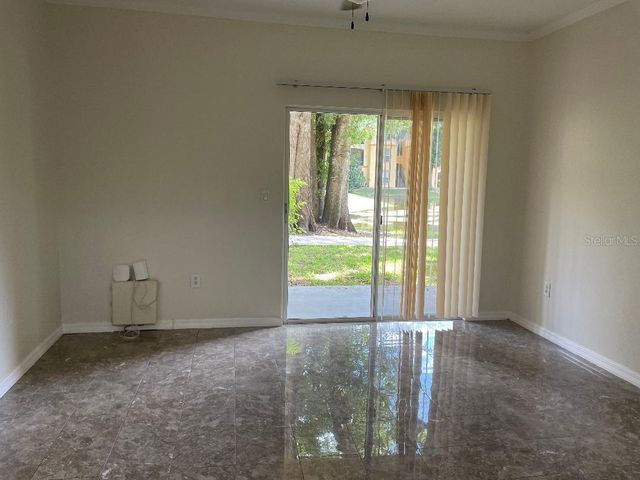 5602 PINNACLE HEIGHTS CIRCLE 111, Tampa, FL 33624