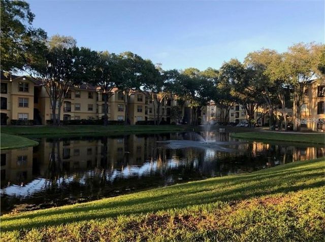 5602 PINNACLE HEIGHTS CIRCLE 111, Tampa, FL 33624