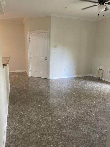 5602 PINNACLE HEIGHTS CIRCLE 111, Tampa, FL 33624