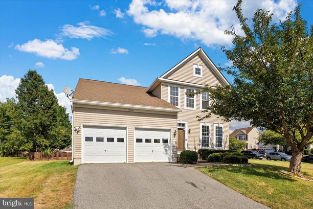11201 HOLLINS CT, Fredericksburg, VA 22407