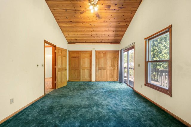 7218 N River ROAD, West Bend, WI 53090