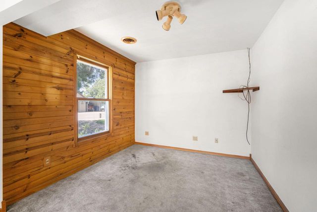 7218 N River ROAD, West Bend, WI 53090