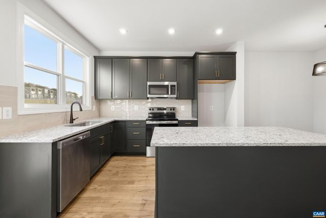 19C WARDELL CREST, Charlottesville, VA 22902