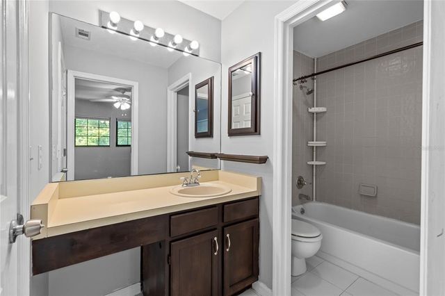 7074 NW 52ND TERRACE, Gainesville, FL 32653