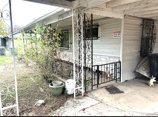 916 SW 39th, San Antonio, TX 78237