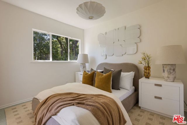 600 Hanley Place, Los Angeles, CA 90049