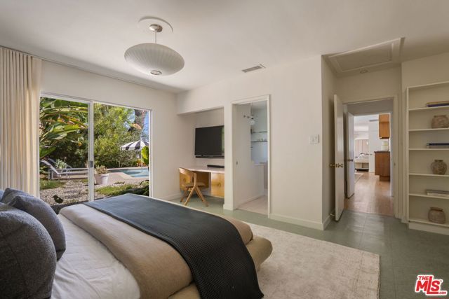 600 Hanley Place, Los Angeles, CA 90049